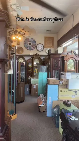 I love finding places like this. #sanangelotx #clocks #grandfatherclock #timekeeper #exploring 