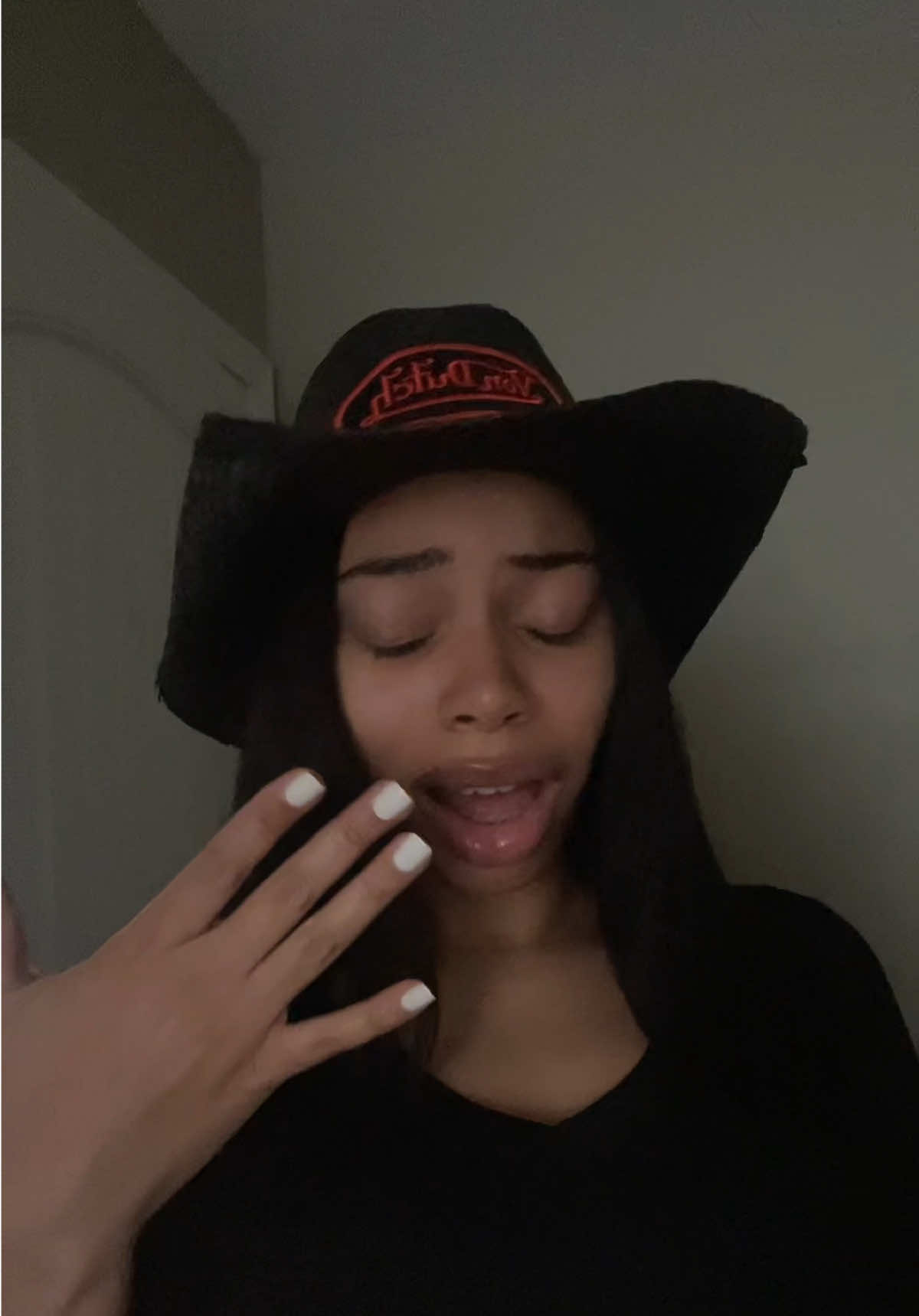 This hat is sooo cute😩 #cowboyhat #dealsforyoudays #cutsie #vondutch 
