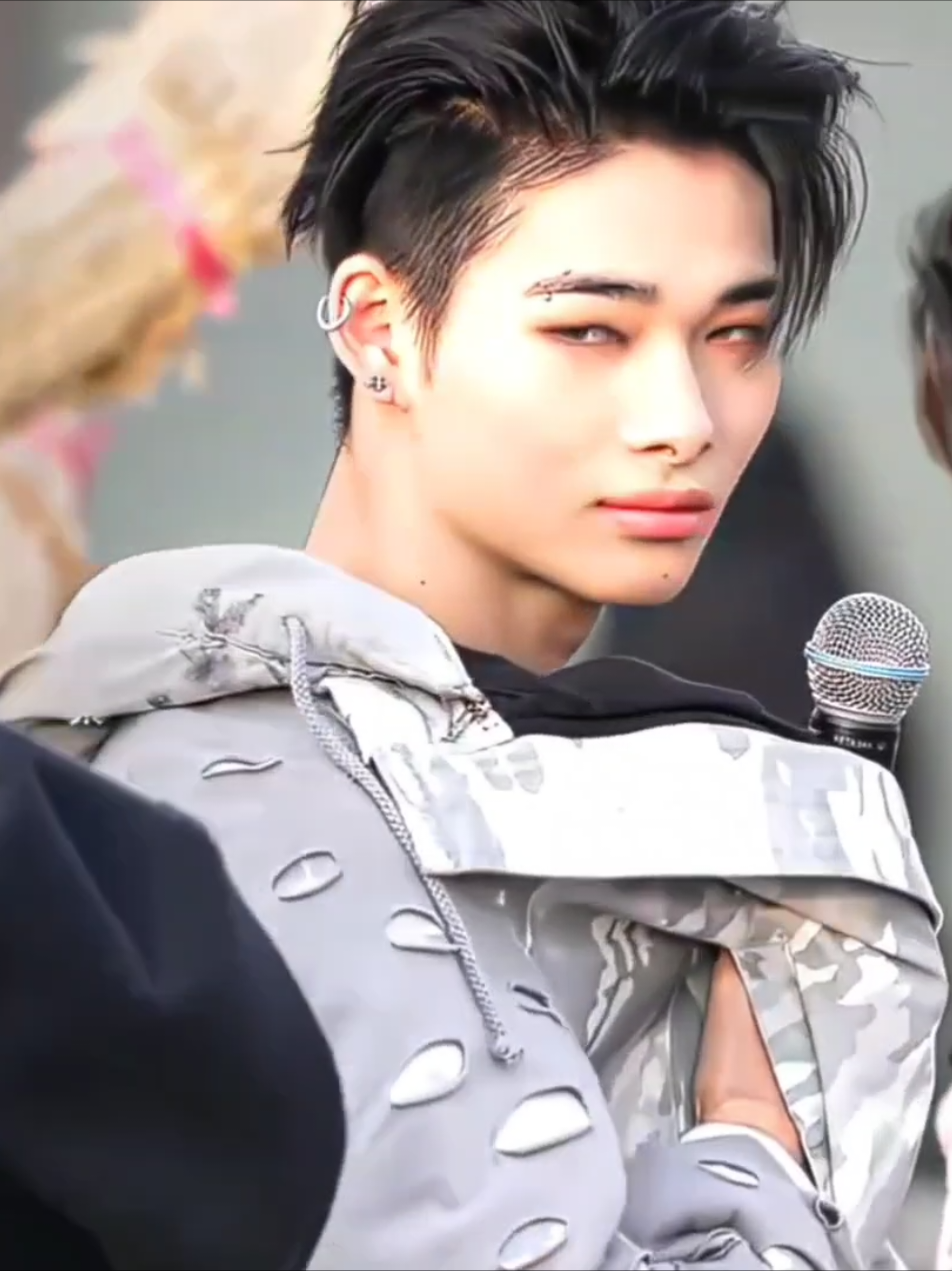 #NI_KI || his face card is not a joke!  . #enhypenedit #nishimurariki #nikiedit #enhypen | nikienhypen - fypkpop - rikiedit - nishimurarikiedit - edit - niki enhypen - 