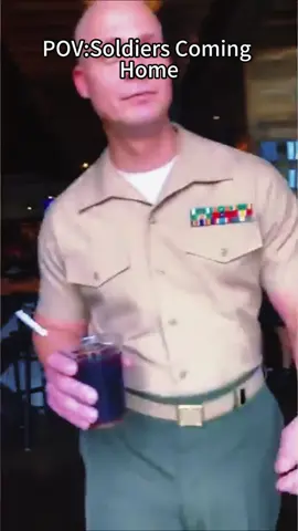 Soldiers coming home#millitary#viral#feelings#Love#soldier 