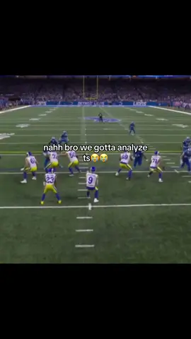 people don’t understand how insane these throws are😭😭 #fyp #fypviraltiktok🖤シ゚☆♡ #ramshouse💛💙 #ramscontent #matthewstafford 
