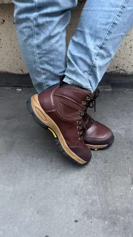 #tiktokshop #fallfreshness #shoes #safetyshoes 