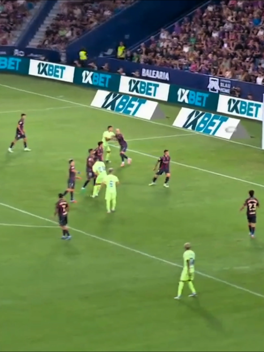 Pedri and ferran goal today // Barcelona vs levante // 2-3 crazy remondata #barcelona #levante #match #today #laliga 