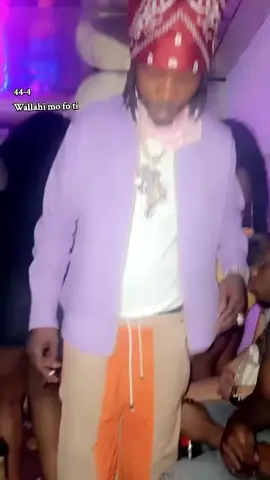 @Naira Marley @ÑÃČÊ  #nairamarley #marlians #itsnuruace #fyp 