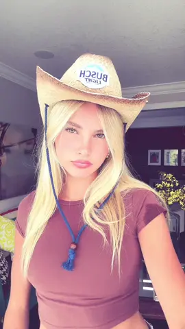 🤠