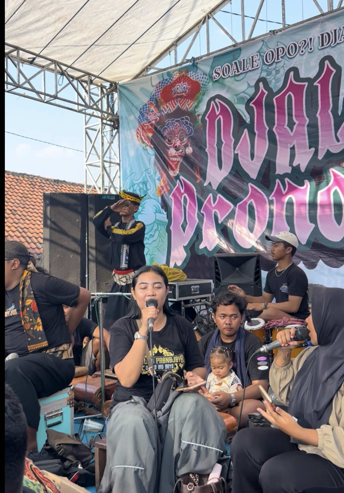 dj.almo suayang🥰🤗 @geaayuofficial  @Adinda Shaputri  #fyp #fypシ #viral #viraltiktok #foryoupage #laguviral #foryou #djalmopronojoyo #kediri24jam 