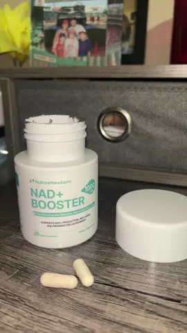 Listen, I’m not even gonna pretend like I know how to pronounce the ingredients of what is in this. All I know is it works for me and it is made with great quality ingredients!  There is a reason NAD is all over everyone’s for you page!!! 