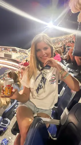 We 🫶🏻 you @morganwallen  #imtheproblemtour #morganwallen #gillettestadium #gonecountry 
