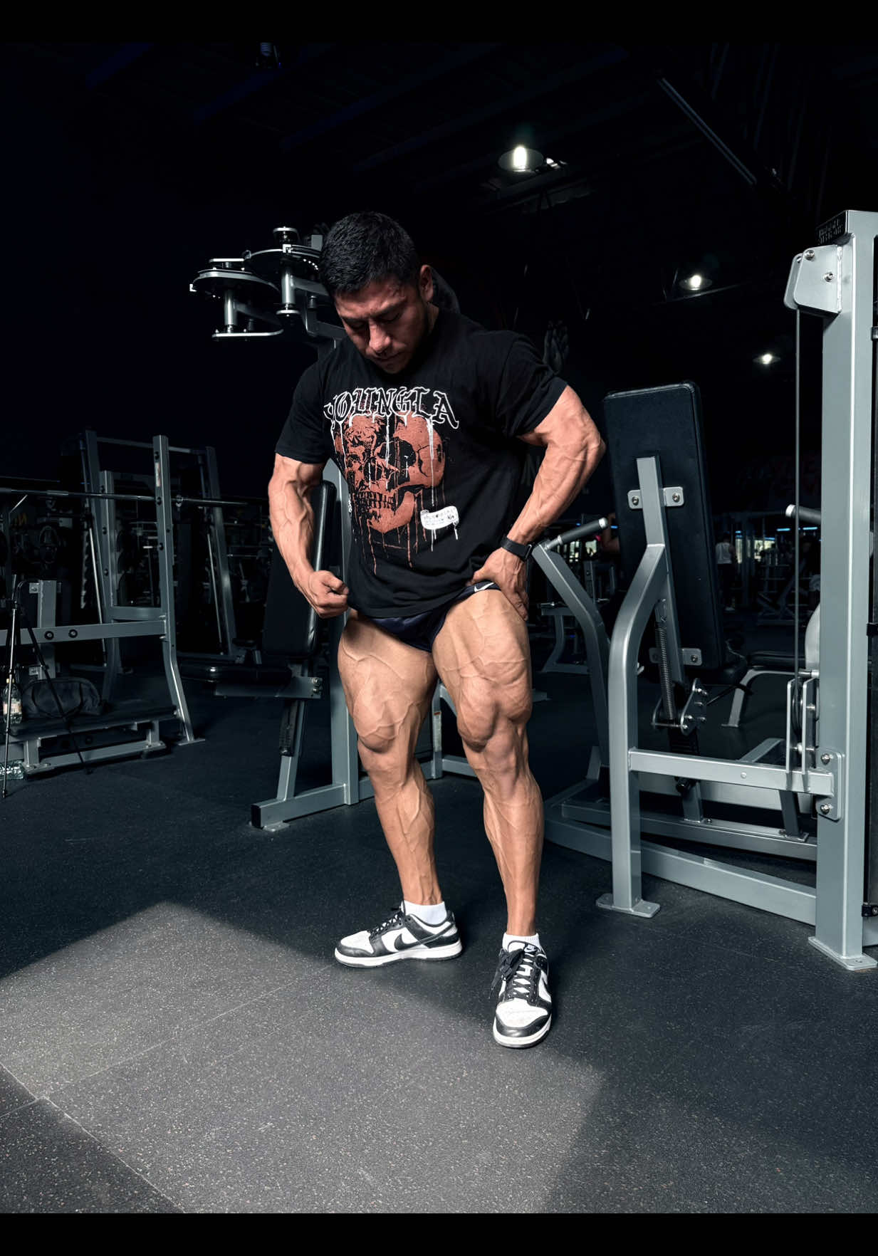 Dia de femos🤯😎 #piernasfuertes #viralvideo #gymmotivation #fitnessmotivation #gym 