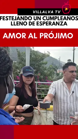 🔴AMOR AL PRÓJIMO / “Hoy celebramos un año de vida de una forma especial. En lugar de una fiesta tradicional, decidimos compartir alegría y esperanza con quienes atraviesan momentos difíciles. Repartimos comida en el hospital a pacientes y familiares que permanecen junto a sus seres queridos, recordando que los pequeños gestos también alimentan el alma. Porque celebrar la vida es, sobre todo, dar y acompañar.” 