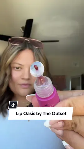 Full of Peptides, not sticky & super hydrating 💋💄🫦✨