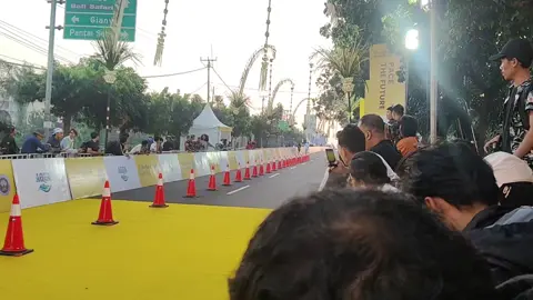 First Finisher 10k maybank Marathon 2025  Daniel Simanjuntak 