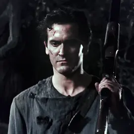 so happy Spirit Halloween is open! #ashwilliams #armyofdarkness #evildead #fyp #videostaredits 