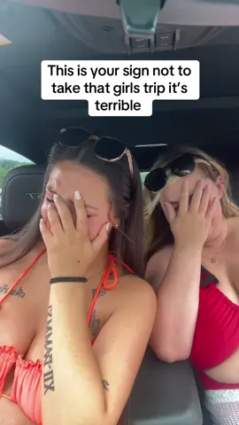 The glasses were a paid actor#girlstrip#takethetrip#sarcasm@ambnbur 