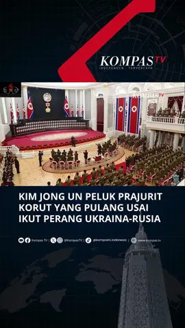 Pemimpin Korea Utara, Kim Jong Un, menggelar upacara penganugerahan penghargaan negara kepada para prajurit yang kembali dari pertempuran di Ukraina, sekaligus bagi mereka yang gugur, di Pyongyang pada Jumat (23/8/2025). Dilansir KCNA via AP, Kim Jong Un menganugerahkan gelar Pahlawan Negara kepada komandan dan prajurit yang kembali setelah bertempur bersama pasukan Rusia di perbatasan Kursk melawan Ukraina. Kim Jong Un juga meletakkan medali di samping potret pasukan Korea Utara yang gugur dalam peperangan. Bagaimana pendapatmu? Tulis di kolom komentar ya! #tiktokberita