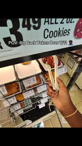 What do you guys get from 7/11?🤔 @7-ELEVEN #711 #cookies #food #nyc #foryou 