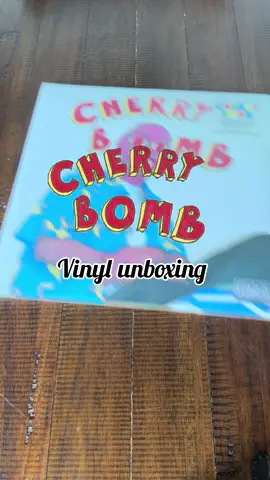 Cherry Bomb vinyl unboxing! #tylerthecreator #cherrybomb #vinyl #vinylrecords #recordplayer 