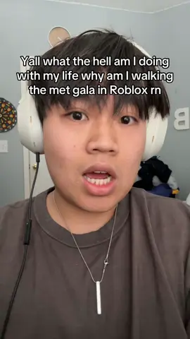 Everyone was serving sm rn #roblox #bloxburg #metgala #welcometobloxburg 