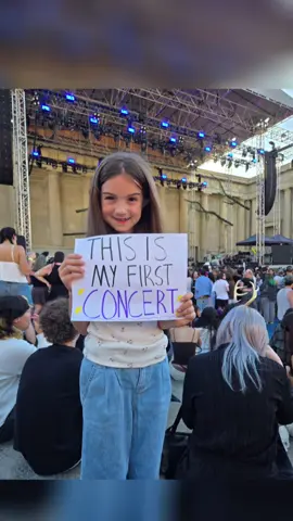 @EthelCain put on amazing show for this girls first concert!! The crowd was so respectful and made this an awesome experience for her biggest little fan!