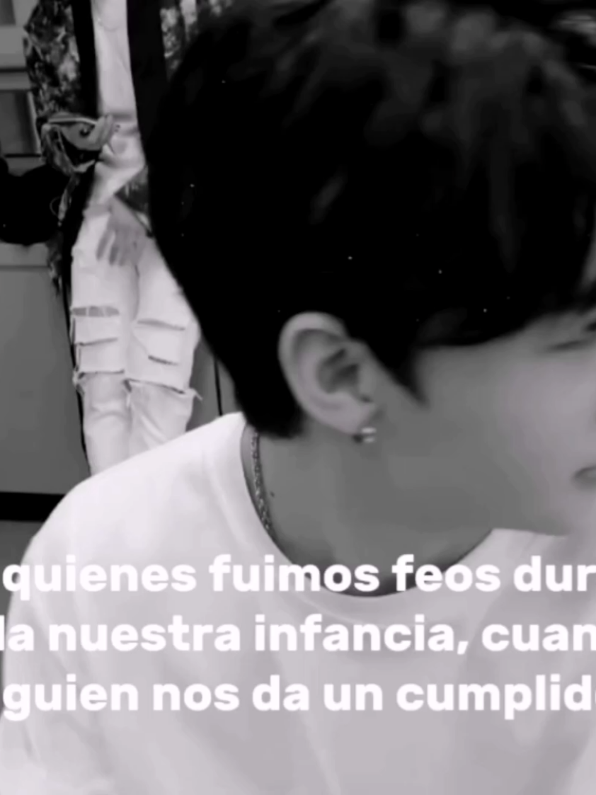 ─       (     𝓗𝘺𝘶𝘯𝘫𝘪𝘯     )       ✞     : : Me quedó sin palabras y nunca se que responder ante eso. Ya sáquenme de flop. 🥀 ...  ────────     ──────── #fypシ゚ #hyunjin #contenido #podercerdito❤️ #podercerdito❤️ 