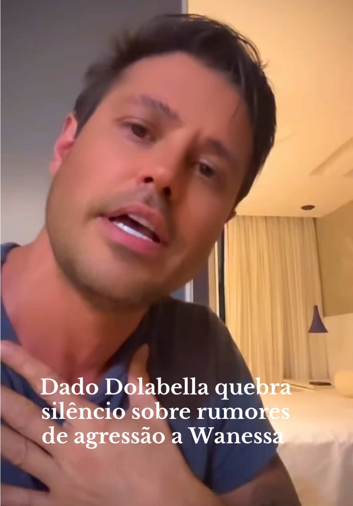 🚨 Dado Dolabella quebrou o silêncio neste sábado (23) após os rumores de que teria agredido Wanessa Camargo em uma confraternização da Dança dos Famosos, na última quinta-feira (21). 👉 Em comunicado, o ator negou qualquer agressão à cantora. 🎥 Confira o vídeo completo! #WanessaCamargo #DadoDolabella #DançaDosFamosos #Famosos #Notícia