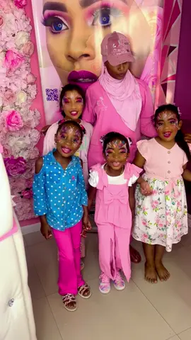 My upcoming team of artists ❤️❤️❤️❤️❤️ Next class September 2nd, 3rd and 4th register today only limited spaces available  WhatsApp us on 7856132 for full details  #kids #kiddiemakeup #fyp #fyppppppppppppppppppppppp #fun 
