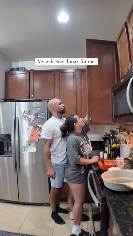 Somebody come get this girl! #couples #reaction #marriedlife #joke 