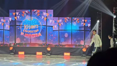 #PERFECT10LINERSFMinMANILA #ForceBook #JuniorMark #PerthSanta 