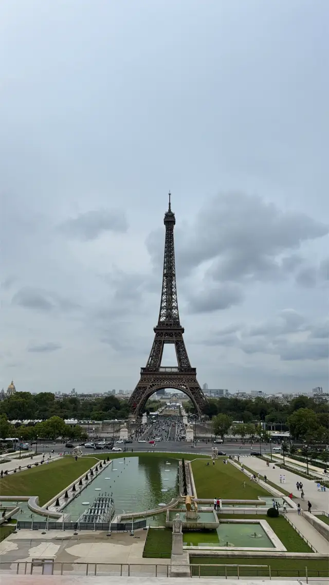 #farnsa🇨🇵 #paris #باريس #الشانزليزيه #explore 