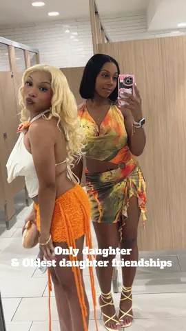 I never had to ask her to be a good friend 🩵🧡
