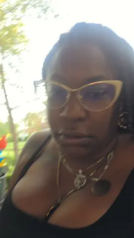 glass or plastic for spiritual practice? #witchxbitchxtips #TarotonDex #lightworker 
