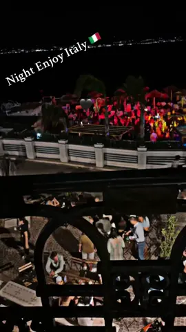 #italy🇮🇹 #night#cill #partytimeeeeee🦋🥰 #life 