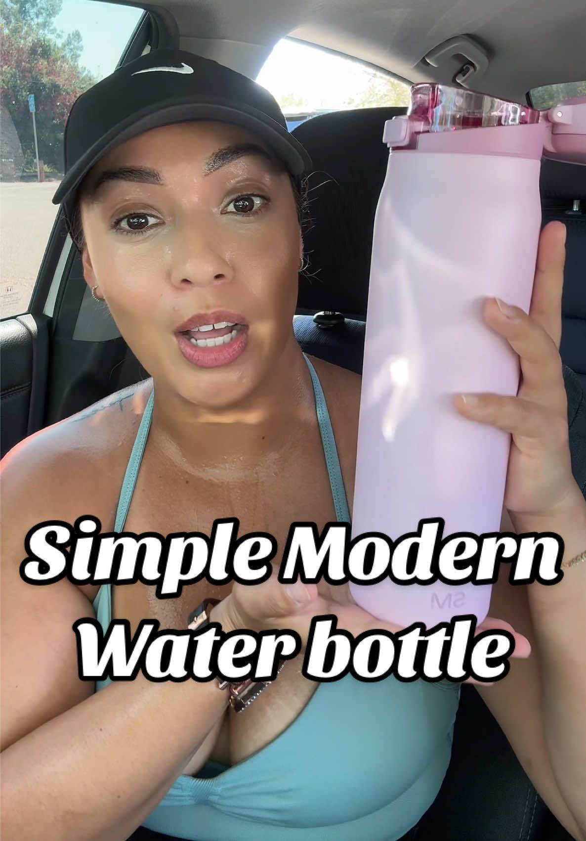 How cute is my new water bottle?🤗💖☀️ #simplemodern #simplemoderncup #simplemodernwaterbottle #waterbottle #simplemodern30oz #stainlesssteelwaterbottle #sportsbottle #sportswaterbottle 