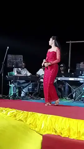 #ရင်တွေခုန်ပါတယ်#🍎🍎🍎🍎🍎