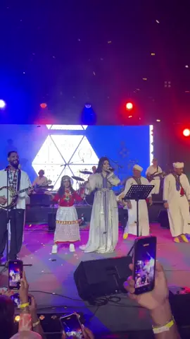 وا العدو نالطوبيس تكوين 🤣🤍🔥@Dunia Batma #المغرب🇲🇦 #دنيا_بطمة #duniabatma #سفيرة_القفطان_المغربي_دنيا_بطمة #الأمازيغية 