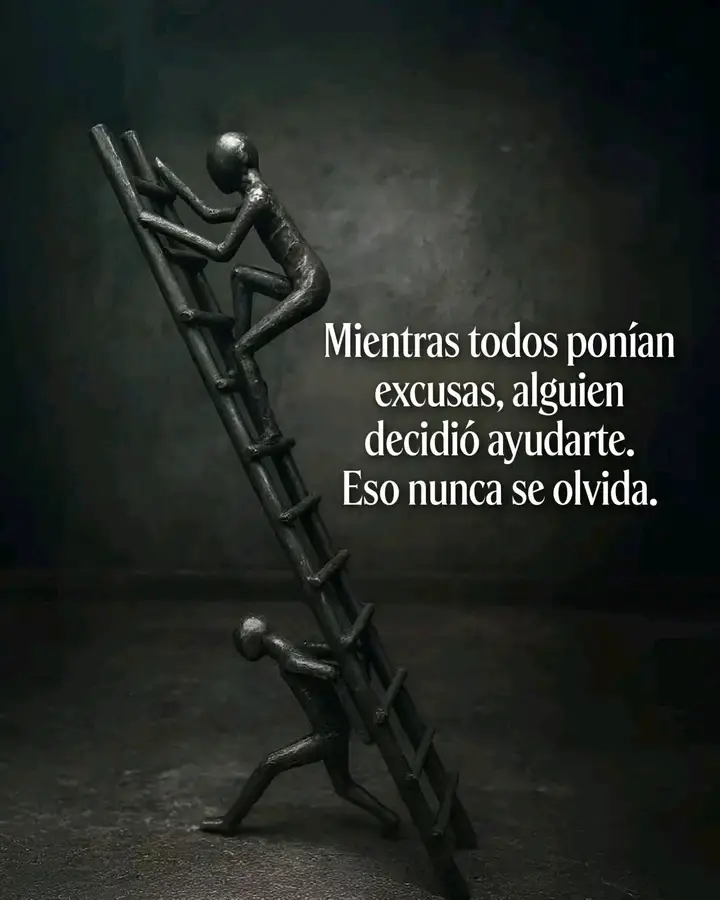 #🌟 Mensaje de agradecimiento 🌟 Hoy quiero detenerme un momento para reconocer y agradecer a todas las personas que, en diferentes etapas de mi vida, me tendieron la mano cuando más lo necesité. Mientras algunos encontraron excusas, ustedes decidieron ayudarme, impulsarme y creer en mí. Gracias por sostener la escalera cuando no tenía fuerzas para subir, por darme palabras de aliento cuando las dudas me pesaban y por enseñarme que la verdadera grandeza está en servir y apoyar sin esperar nada a cambio. Su gesto, grande o pequeño, nunca se olvida. Ustedes dejaron huellas imborrables en mi camino, y cada logro alcanzado lleva un pedacito de su generosidad. 🙏 ¡Gracias infinitas por estar, por ayudar y por marcar la diferencia en mi vida!