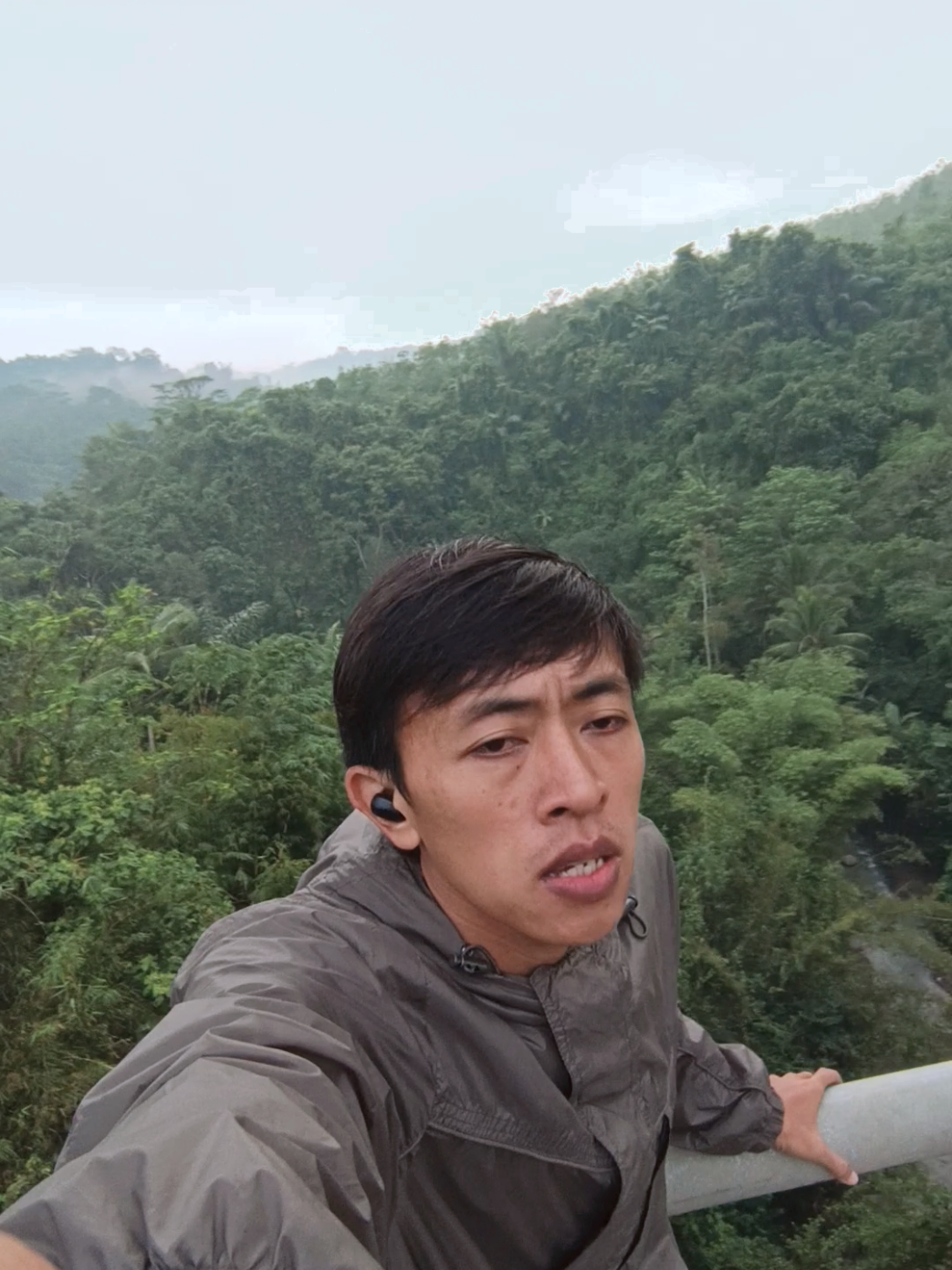 tega kalian mah barudak ka abi teh euy, padahalmah da di bayar ieuh :( #laripagi 