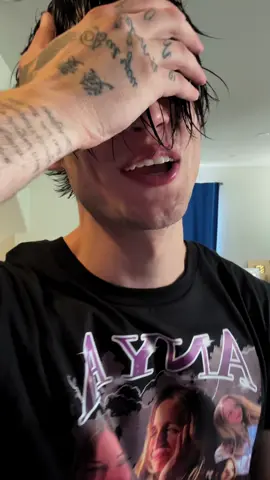 😮