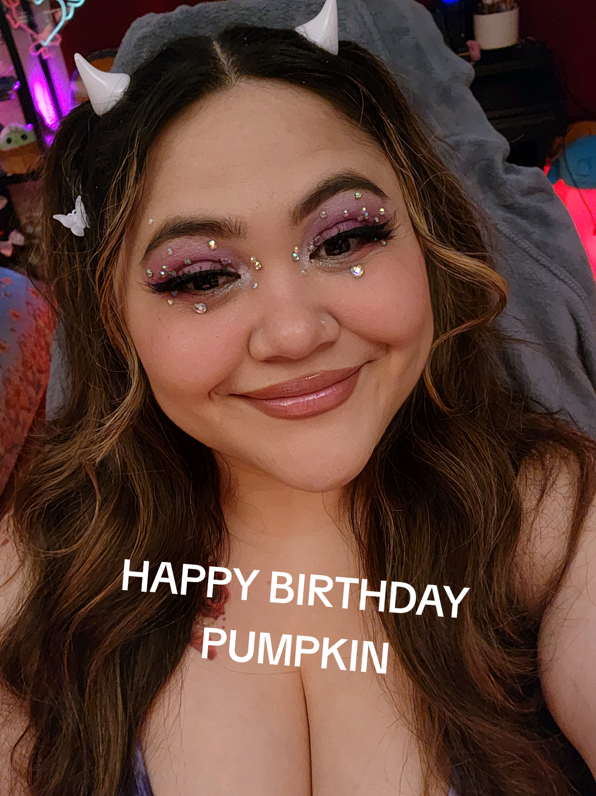 one clap for every year you've lived + 1 for Goodluck 🥰 @pumpkin2308 🇨🇦 