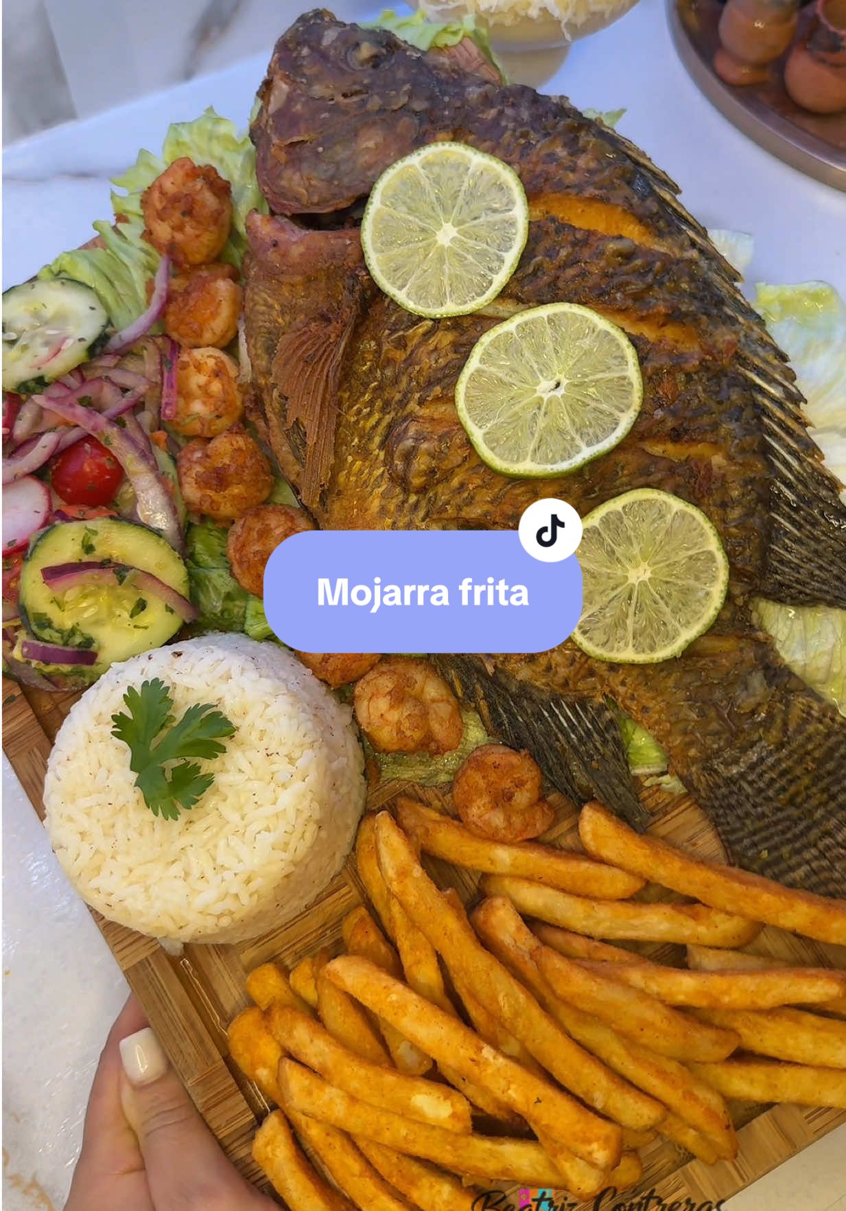 Mojarra frita con camarones🤤 que tal me quedó? #mojarras #mariscos #recetasfaciles #beatrizcontreras31 #dinner 