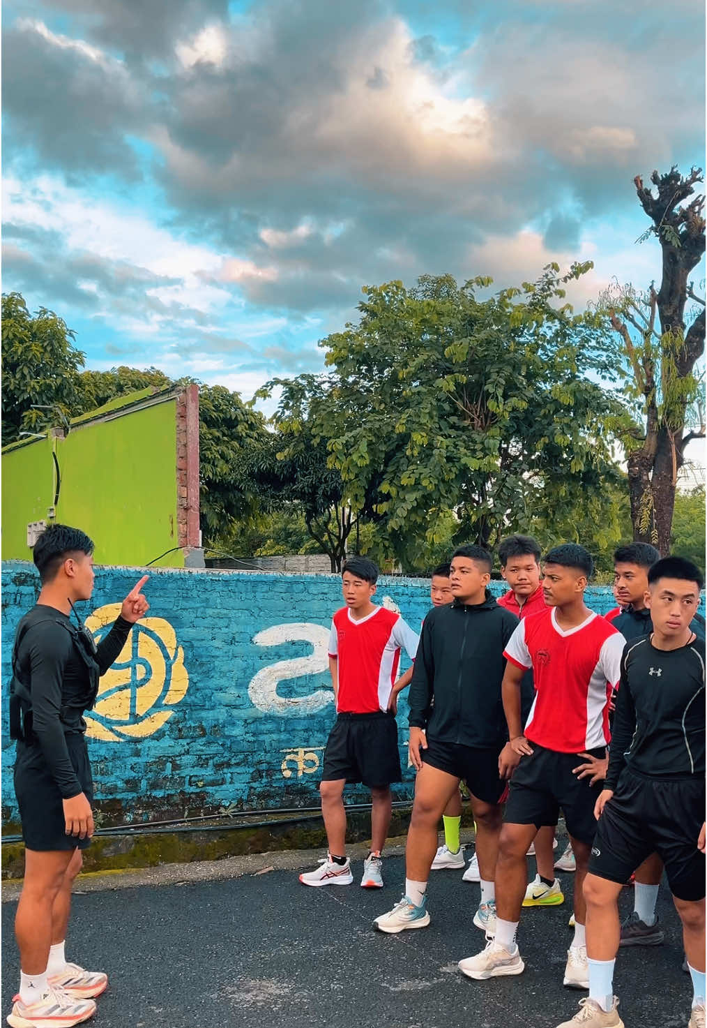 Good morning ☀️ ~up hill sprint~‼️💫#aabbiigurung #aabbiiguruji #guruji #fly #foryou #foryoupage #keeploving #keepsupporting #goviral #dharanmuser🇳🇵 #sunrisefamily #sunrisetrainingcenter #dharan15 #milanchowk #intake2026🇬🇧⚔️🇸🇬 #singapore #british 