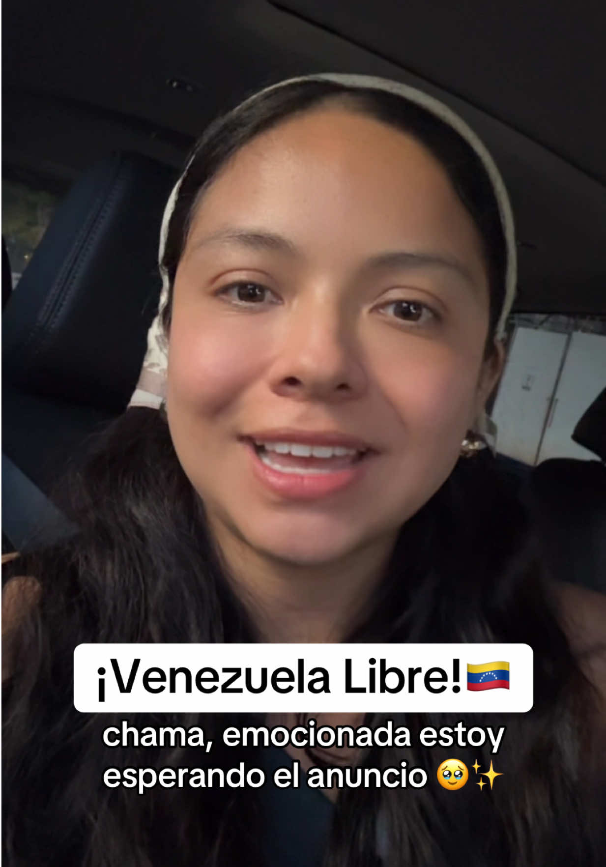¡Chama!!!!! Está mi piel chinita de ver actualizaciones sobre Venezuela. Abrazos a todos mis amigos venezolanos que tuve el placer de conocer en mi camino pos usa chambeandole duro por mejora. Veremos libre Venezuela en nuestra generación 😍😍😍😍 Listos para festejar chama!! 🇺🇸🇲🇽 #venezuelalibre #venezuela #mexicanfamily #usa #trump 