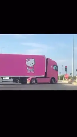 Cool truck (song: ilyTOMMY - Princess Bubblegum) #ilytommy #ilytommyprincessbubblegum #hellokitty #rap #tiktok 