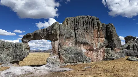 DESCUBRE UN MUNDO, DE GIGANTESCAS FORMACIONES ROCOSAS CON APARIENCIA DE ANIMALES DETENEDOS POR EL TIEMPO 🐘🐘🐘  RESERVA TU PRÓXIMA AVENTURA INGRESANDO AL ENLACE DE NUESTRO PERFIL  🏔️📷⛰️🇵🇪🌍#viaja #huayllay_pasco_peru🇵🇪 #cuatrimotos #trekking #viajes @Marca Perú Oficial @Perú @DJI Perú Oficial 