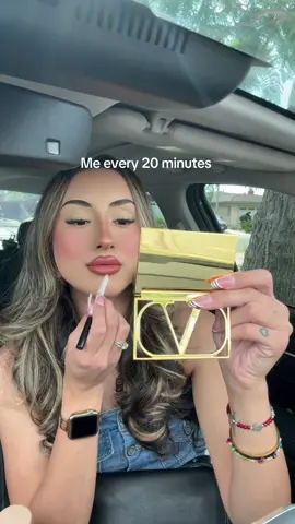 @makeupbymario lip liner in rich mauve + @Patrick Ta Beauty lip creme in seductive 🫦 @Valentino.Beauty mirror 🪞 • • #lipcombo #lipliner #fypシ #creatorsearchinsights #engagingbesties #roadto10k #engagement 