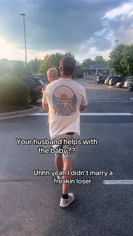 When Daddy’s Home and actually earns the title 💁‍♀️🎶 #parenthood #husbandandwife #MomsofTikTok #motherhood #mom 