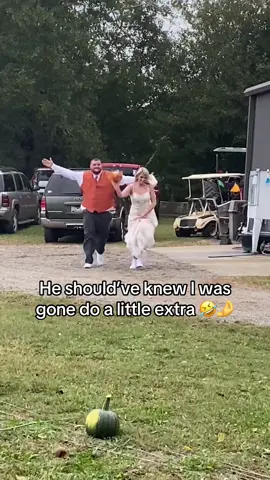It’s almost been 5years, maybe in 10 I can renew them vows & give it another try see if I can jump higher 🤣😵‍💫 my wedding was really lit! Hands down the best 🤌 #gillilandvibes #mr&mrschrisgilliland #wifeystatus 