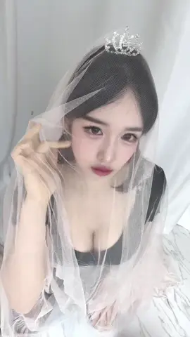 🤍happy virus🤍 #OOTD #fyp #tiktokdance #tiktok #tik_tok 