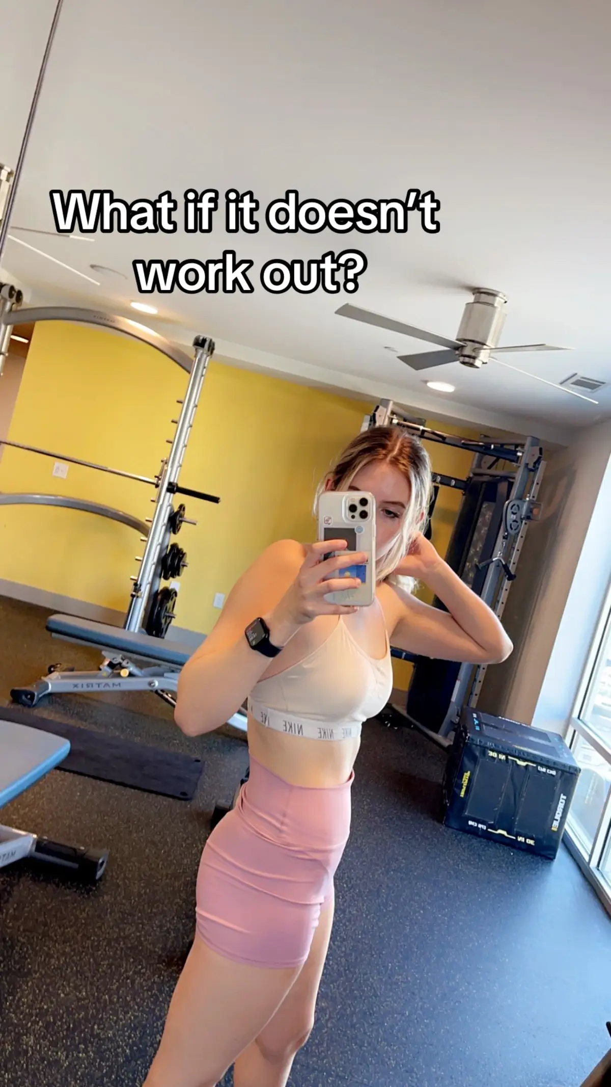 Thankful everyday I took those old pictures to look back on now #gymgirlies #gymprocess #gymtransformation 