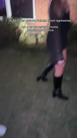 visto que eu tava de salto, body e ainda fiz um espacato me considero ganhadora